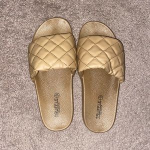 Truffle collection: quilted sliders in beige